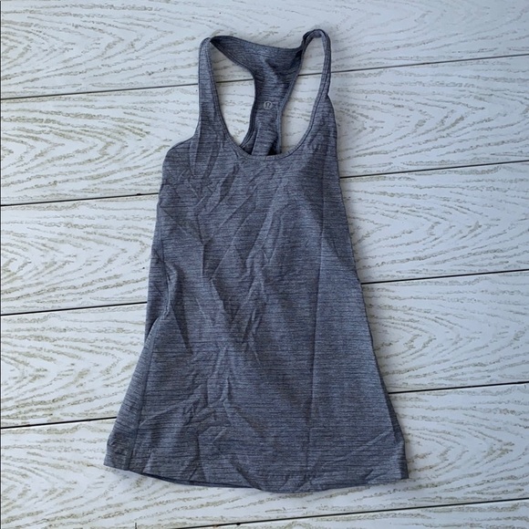 Lululemon tank - Picture 1 of 3